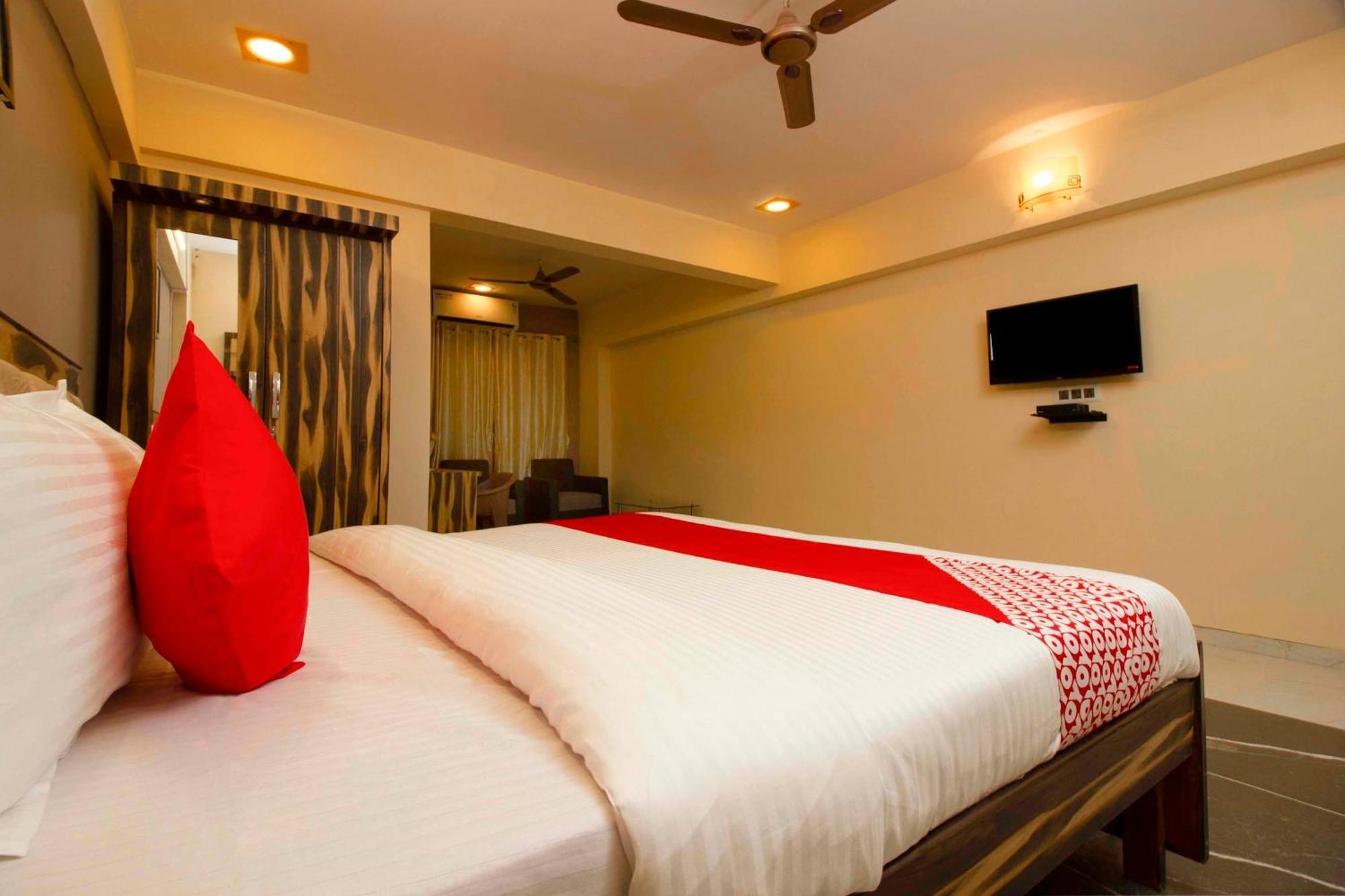 Hotel O The Star Hotel Panvel Exterior foto